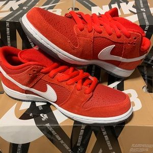 ❌SOLD❌Nike SB Dunk Low Challenge Red Sz9.5 DS RARE